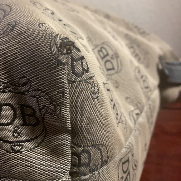 Dooney and Bourke Signature shoulder bag - Picture 6 of 11